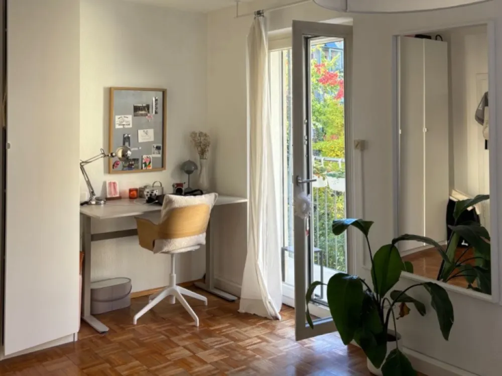 Helles WG-Zimmer mit Balkon in Südweststadt