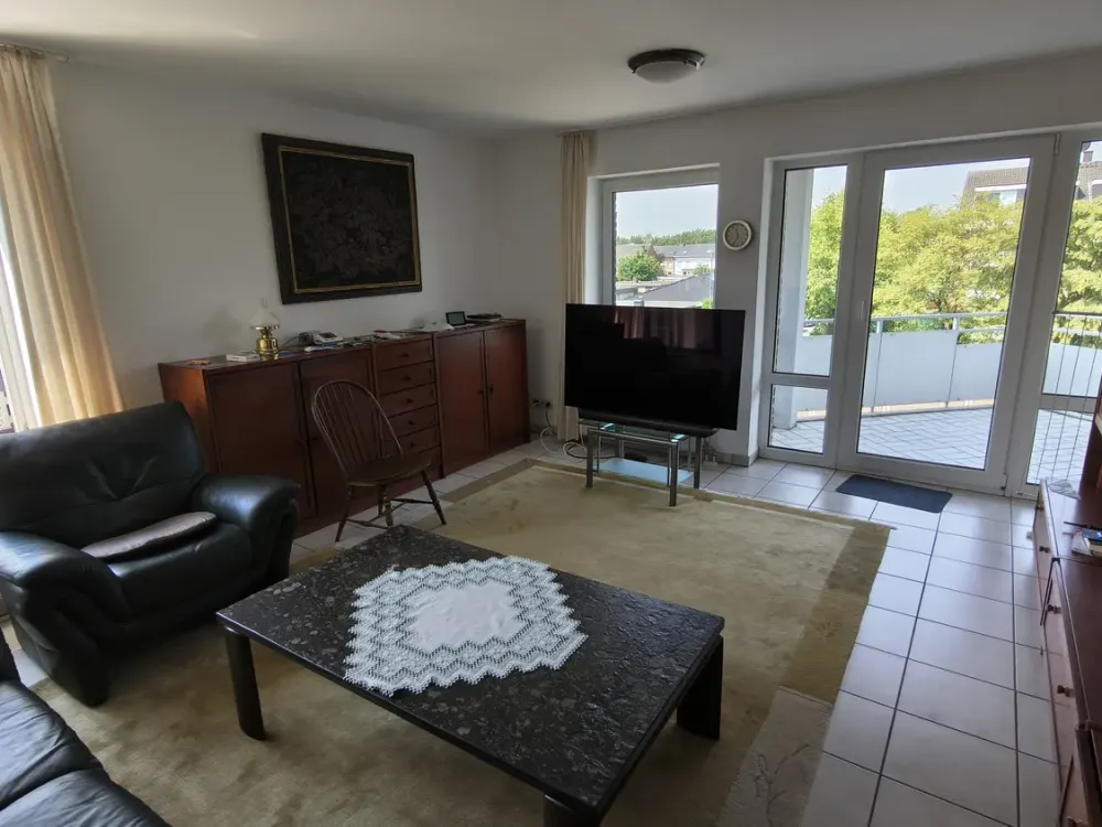 Bright 3-Room Apartment with Balcony and Good S-Bahn Connection in Kaarst-Büttgen