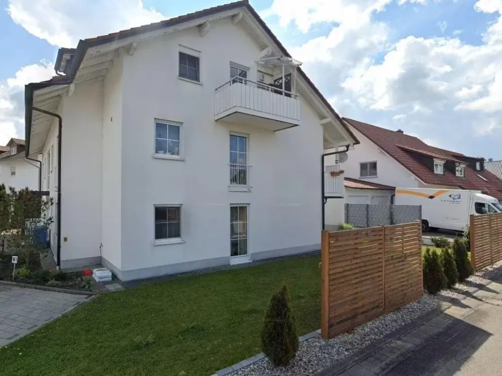 Gepflegte 3,5-Zimmer-Wohnung mit Balkon in Kirchdorf an der Iller