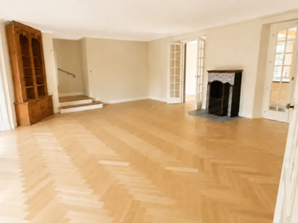 MB-Büderich: Klassische Landhausarchitektur. Behutsam bewahrt. Hochwertig neu gedacht.