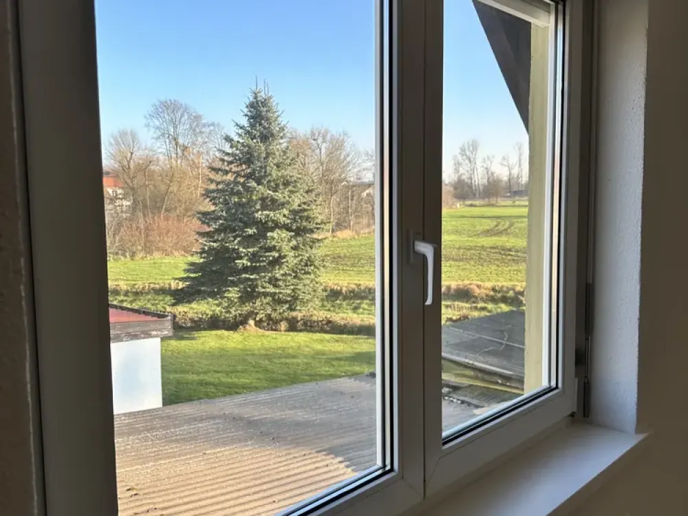 Erstbezug nach Kernsanierung: Moderne 3-Zimmer-Wohnung mit Balkon, Garten & Stellplatz