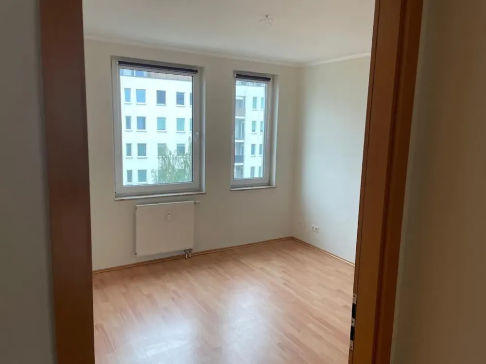 David-Francke-Str. 5, 3.OG, LI