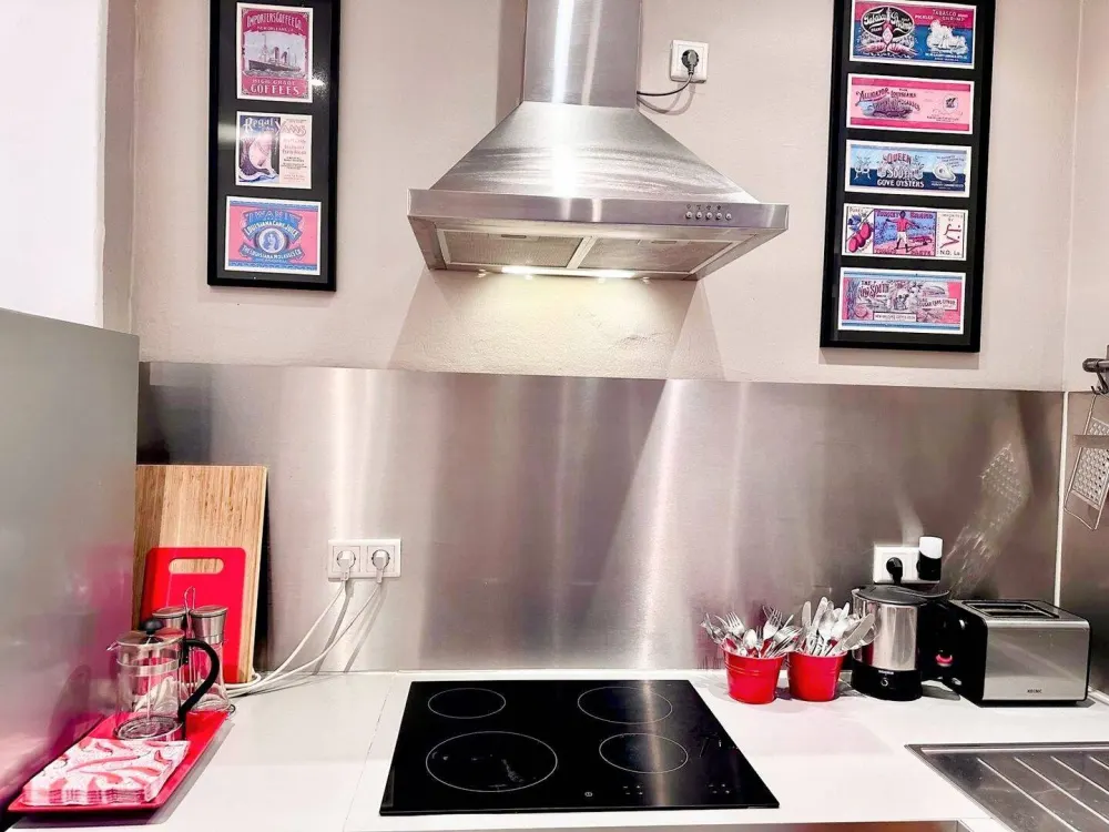 Beautiful Apartment in Prime Location Unterbilk/ Medienhafen