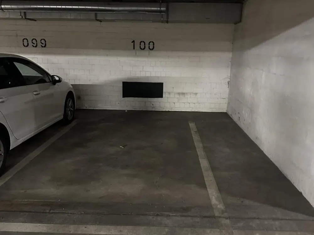 MS Geiststr 8 / Apartment in need of renovation heavily smoked 64 sqm with underground parking space
