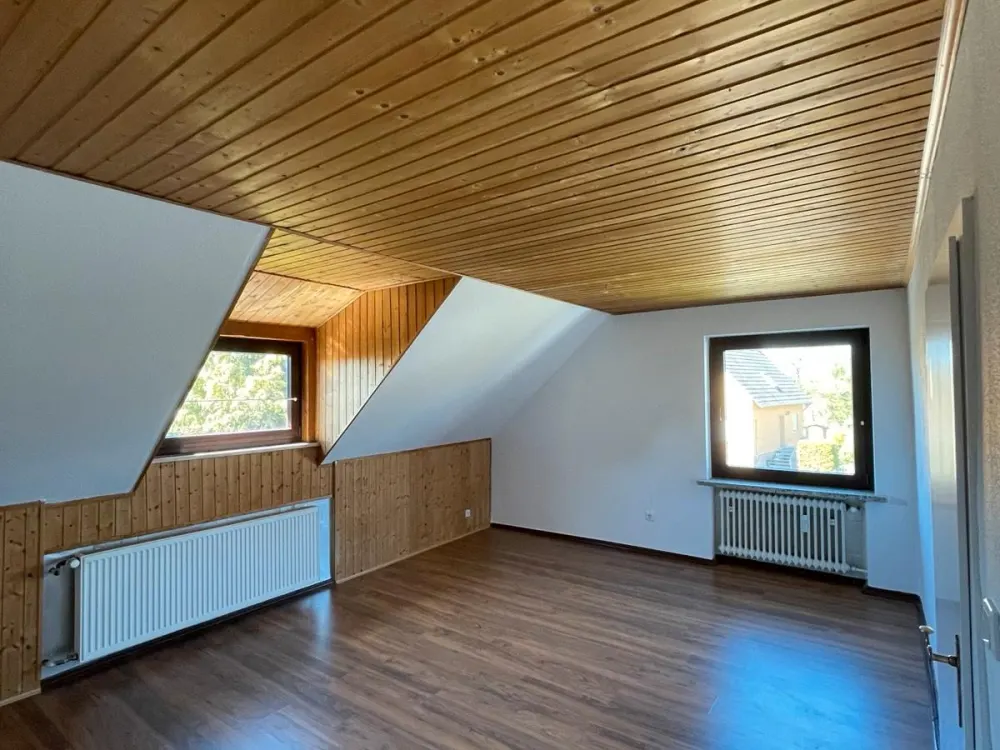 3 Zimmerwohnung in Burgwedel / Kleinburgwedel im 1 . OG