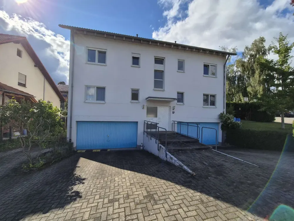 2-Room Attic Apartment in Königsbach-Stein (OT Stein) Near the Edge of the Fields for Rent!