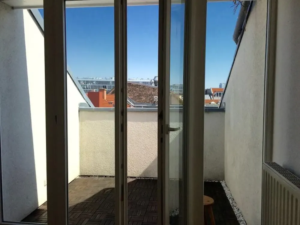BEFRISTET DG Maisonette in Top Lage Marienstr. 10117