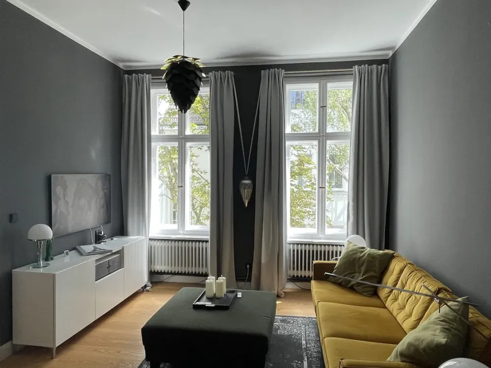 Hochwertig sanierte Altbauwohnung in bester Lage des westfälischen Viertels an der Spree