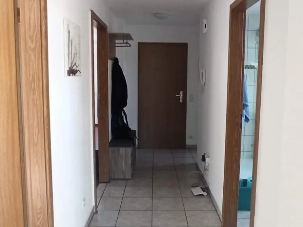 Helle 2 Zimmer DG Wohnung Deizisau