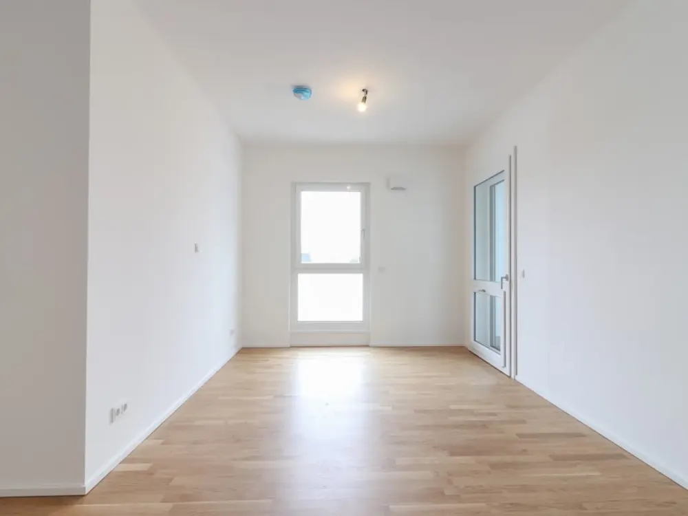 Großzügig geschnittene 4-Zi.-Wohnung mit zwei Balkonen & zwei Tageslichtbädern *ERSTBEZUG*