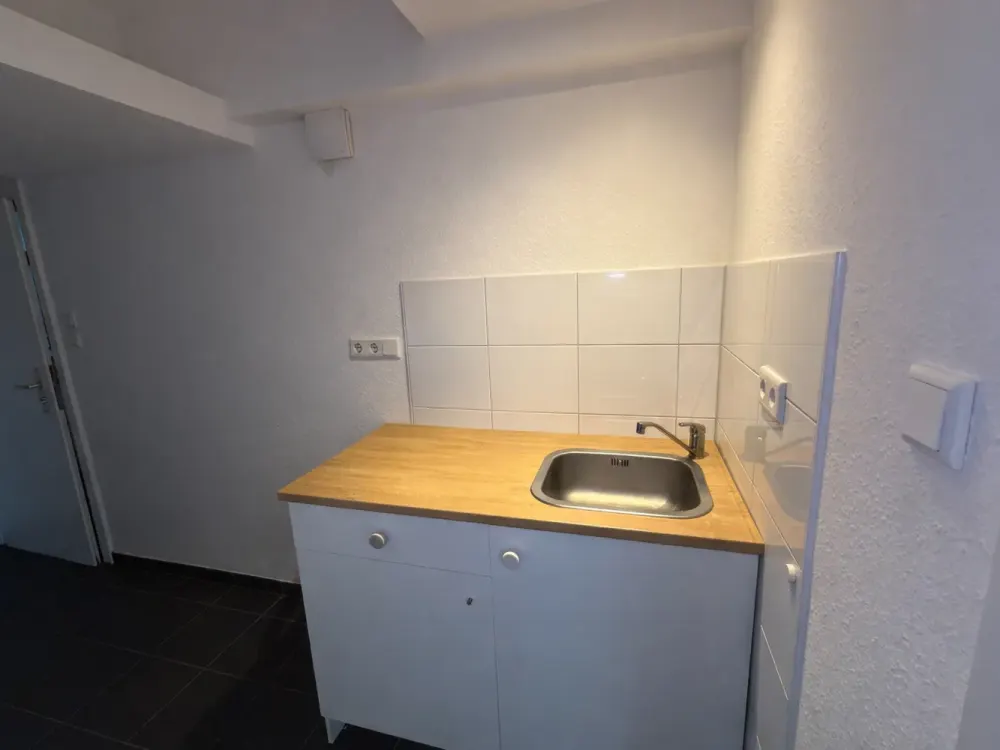 Compact and Bright Apartment in Urban Location