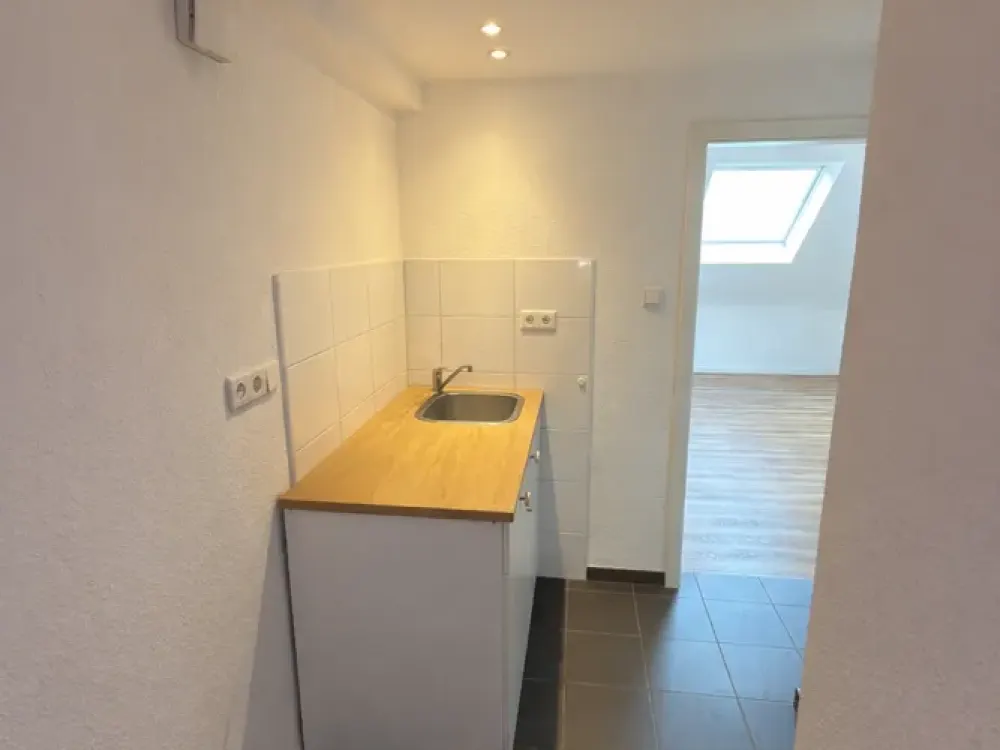 Compact and Bright Apartment in Urban Location