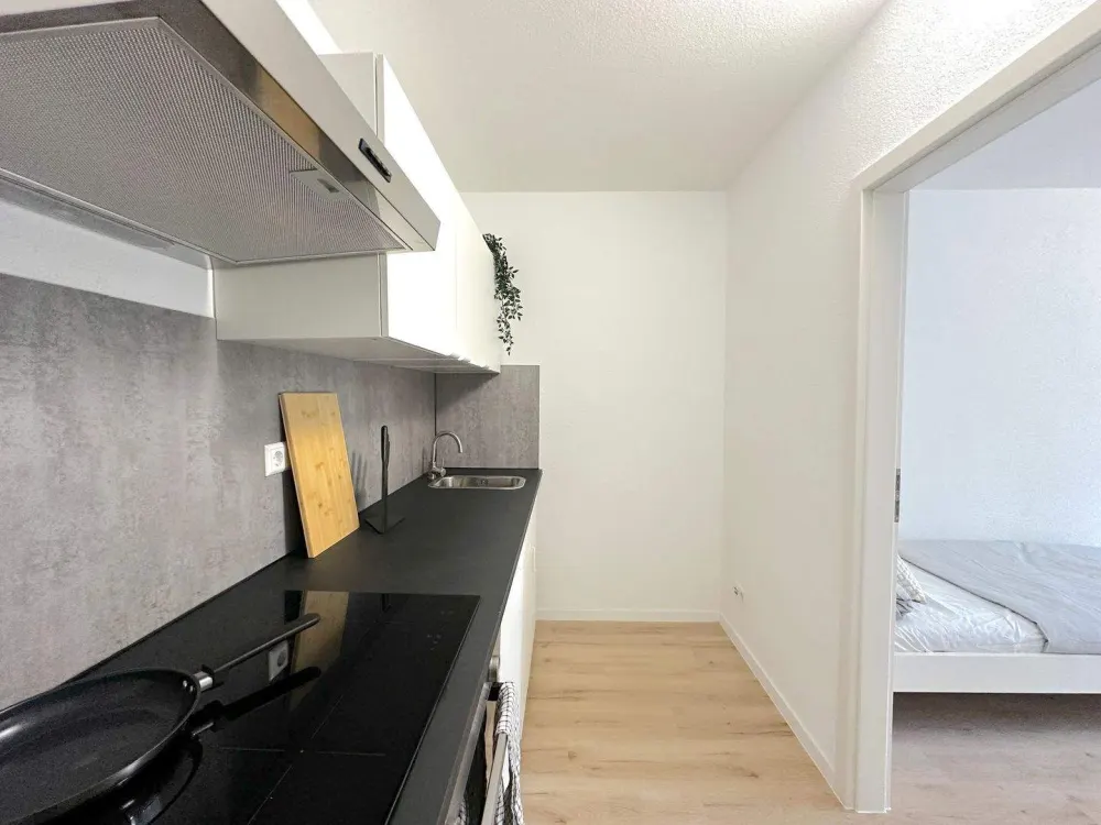 Neugründung WG für 6 Personen - Helle Erdgeschosswohnung in Frankfurt am Main