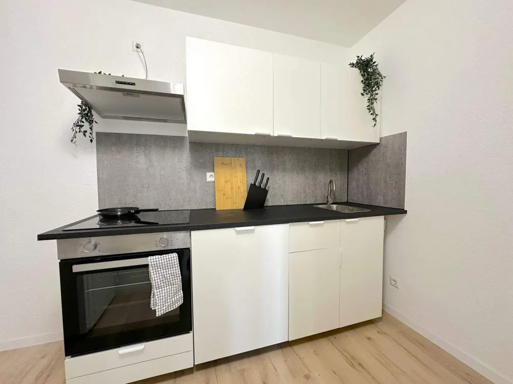 Neugründung WG für 6 Personen - Helle Erdgeschosswohnung in Frankfurt am Main