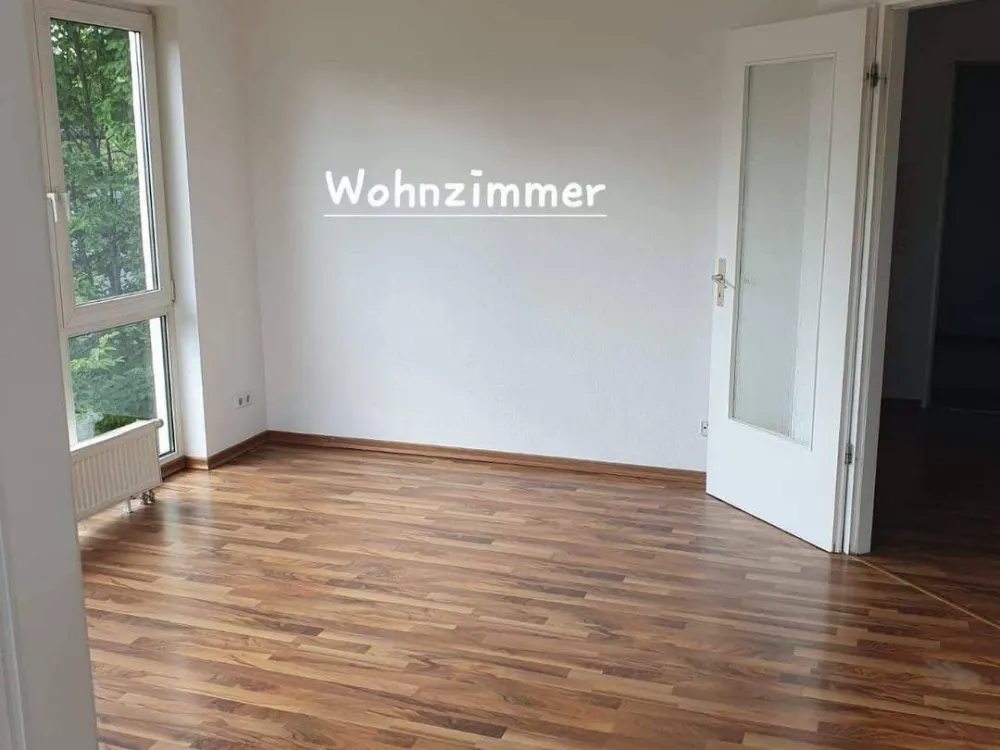 GEMÜTLICHE 3 Zimmer-Wohnung in grüner Wohnlage von Berlin-Buckow im 1.OG