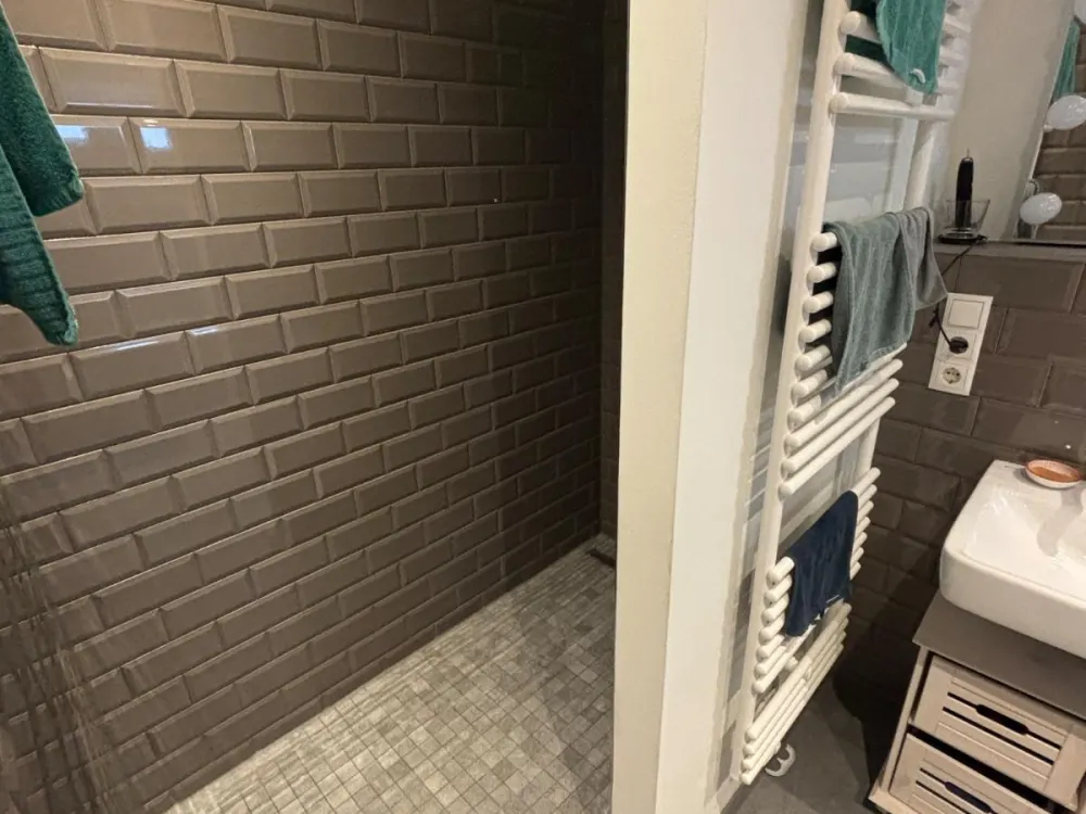 Wohnen mit Charakter: 4-Zimmer-Wohnung in Zentrum-Nord