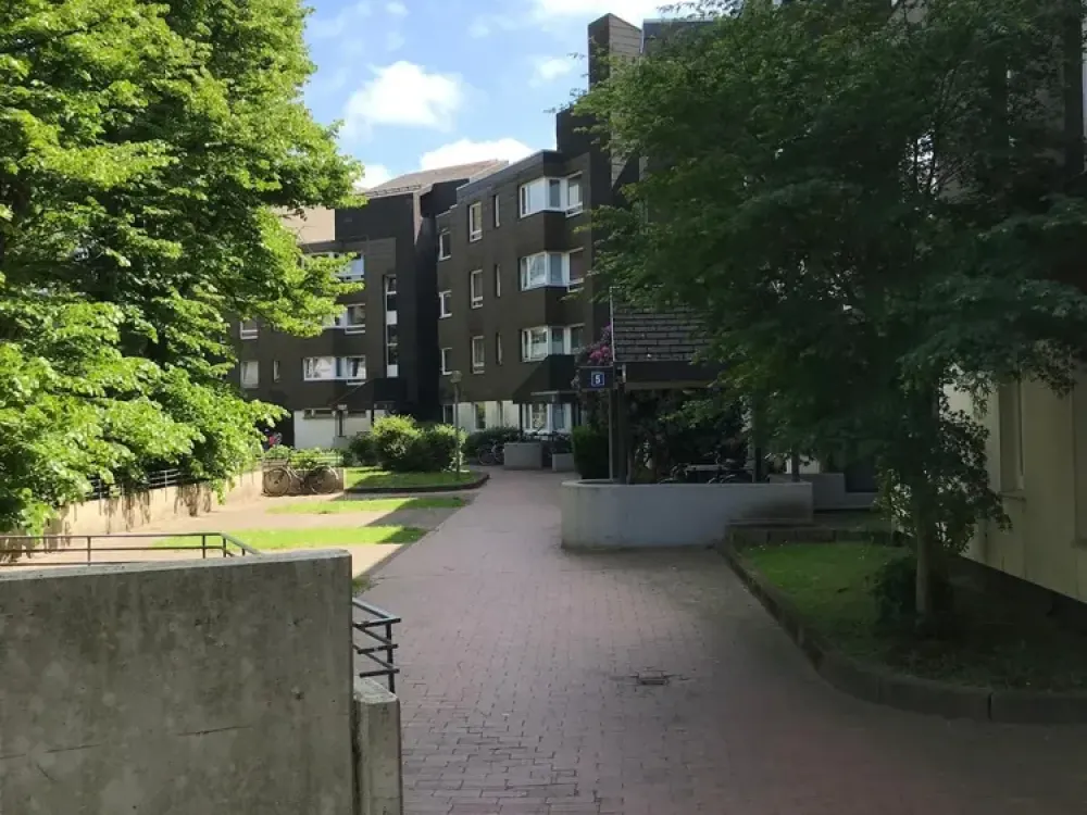 Hell und luftig - 3-Zimmer-Wohnung mit Balkon im 7.OG in Delmenhorst