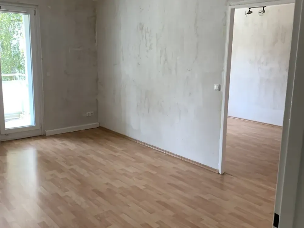 3 Zimmer Wohnung mit Balkon