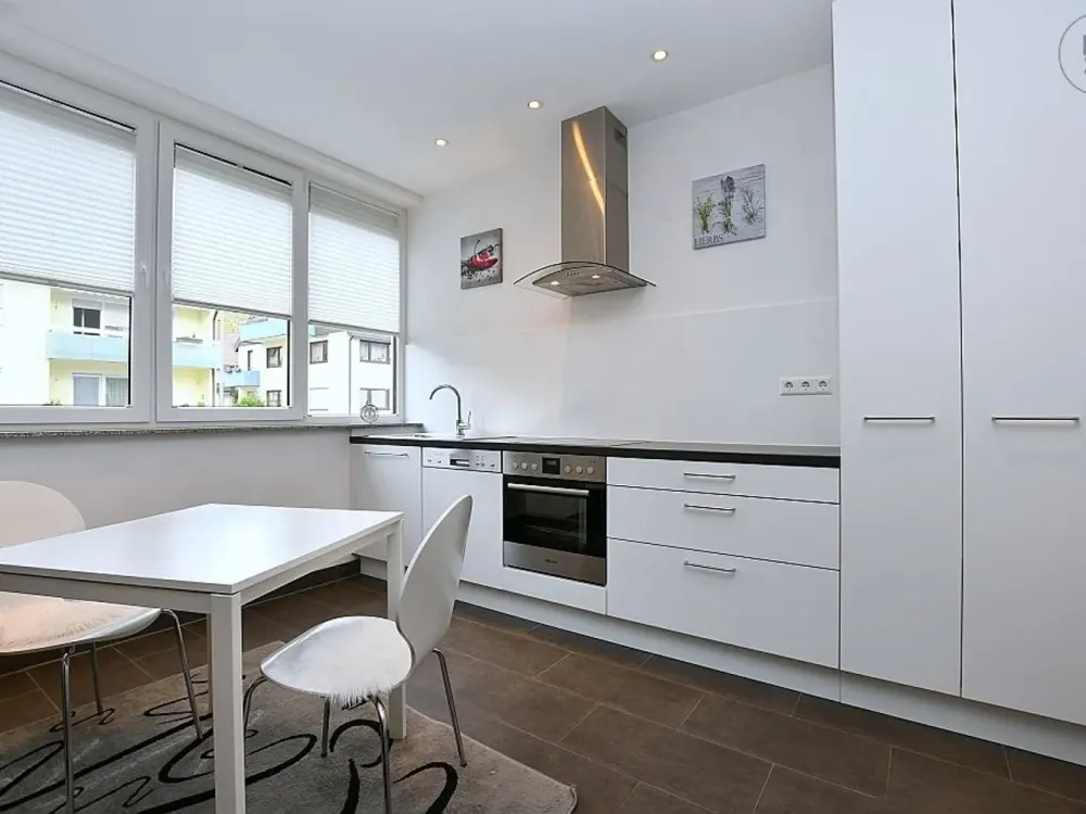 Wunderschöne, modern möblierte Wohnung in Stuttgart Mühlhausen