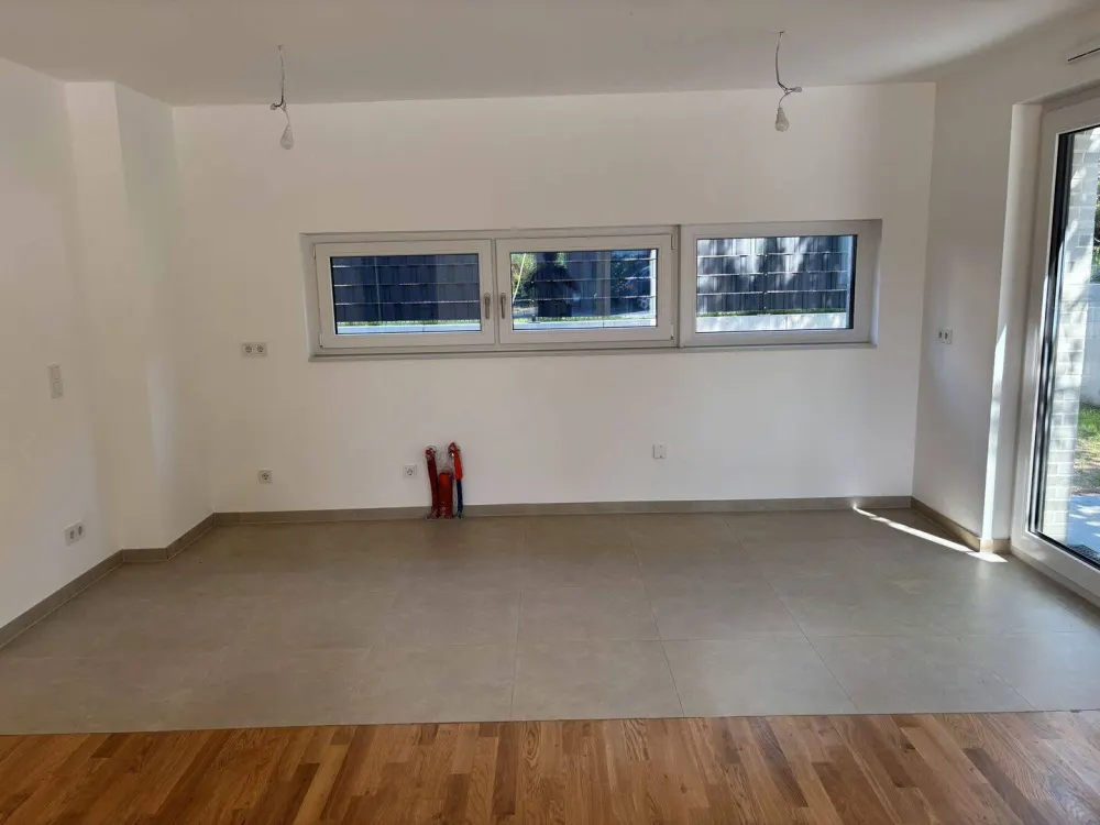 Traumhafte 2 - Zimmerwohnung mit Terrasse, Klimaanlage und Gartenanteil in Dortmund!