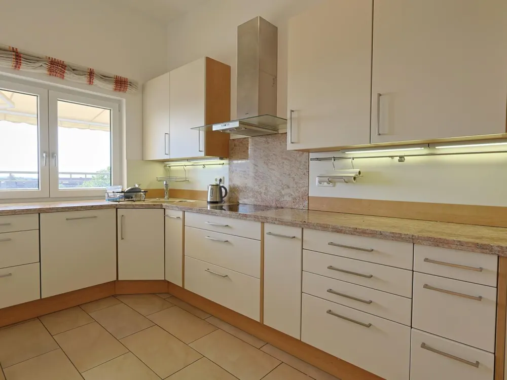 HTI | Komfortable 4 Zimmer Wohnung in Seniorenresidenz