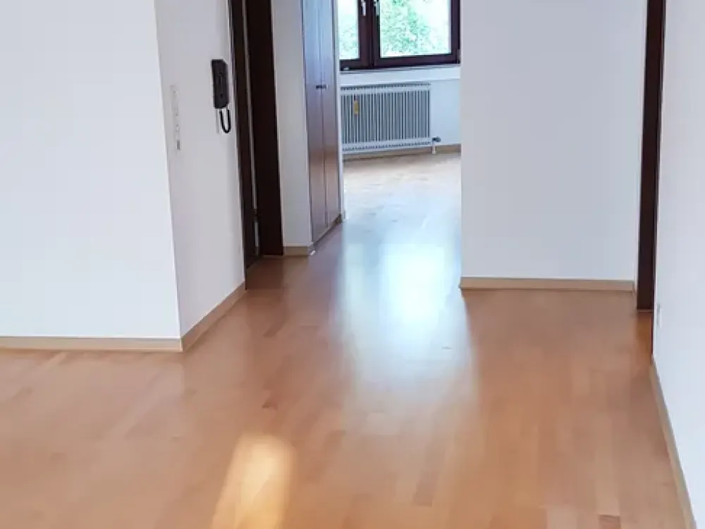 Lichtdurchflutete 4 1/2 Zimmer-Terrassenwohnung Leinfelden Manosquerviertel