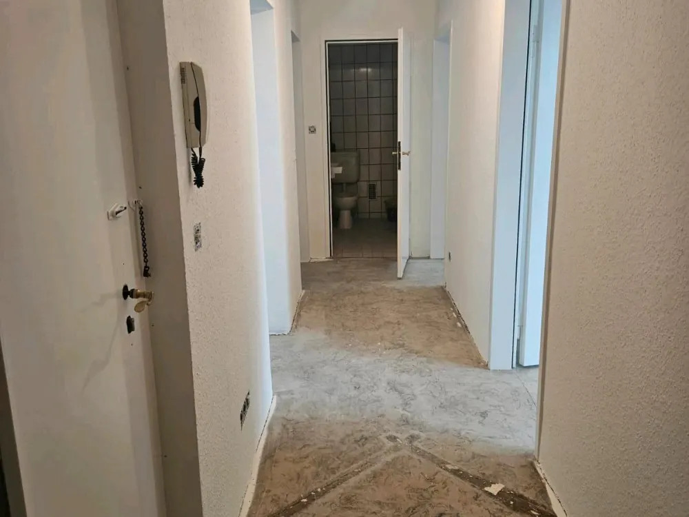 Renovierte 3-Zi-Wohnung mit Balkon & Aussicht, Alt-Saarbrücken