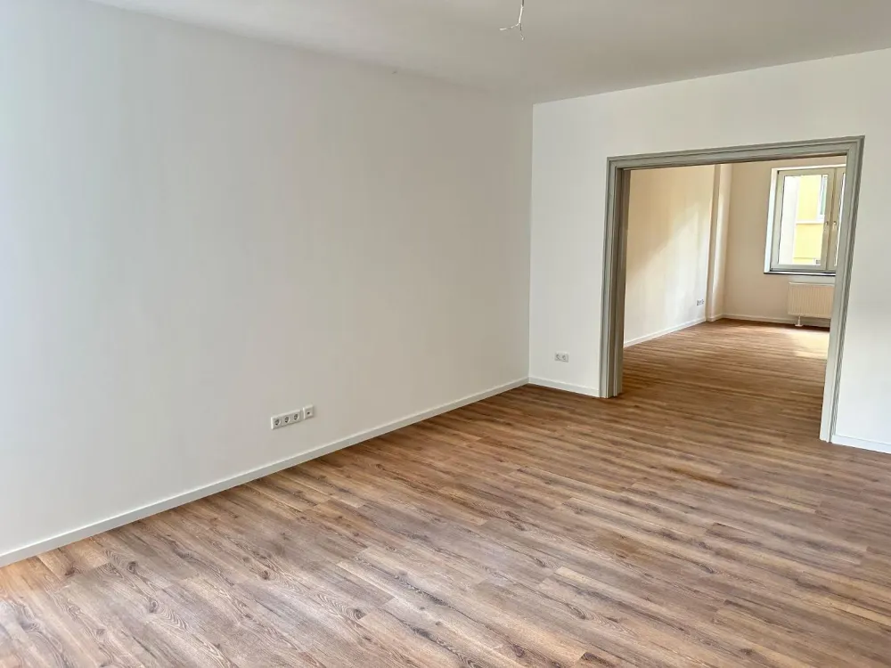 Helle, hochwertig sanierte 4-Zimmer-Altbauwohnung mit Balkon zum Garten, Dortmund-Mitte Ost