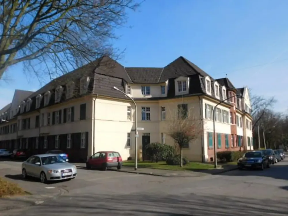 Schöne 3-Zimmerwohnung mit modernisierten Tageslichtbad und Laminat...