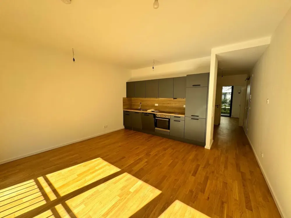 2 Zimmer Wohnung unweit der Jannowitzbrücke