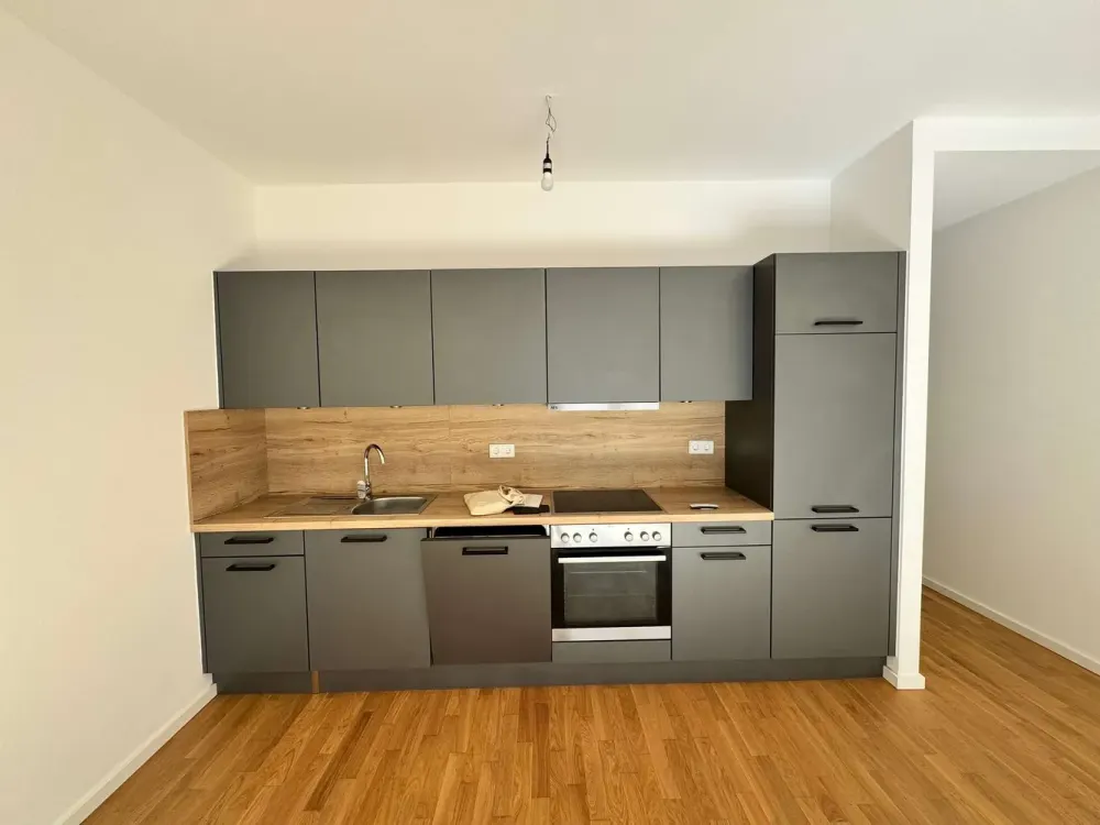 2 Zimmer Wohnung unweit der Jannowitzbrücke