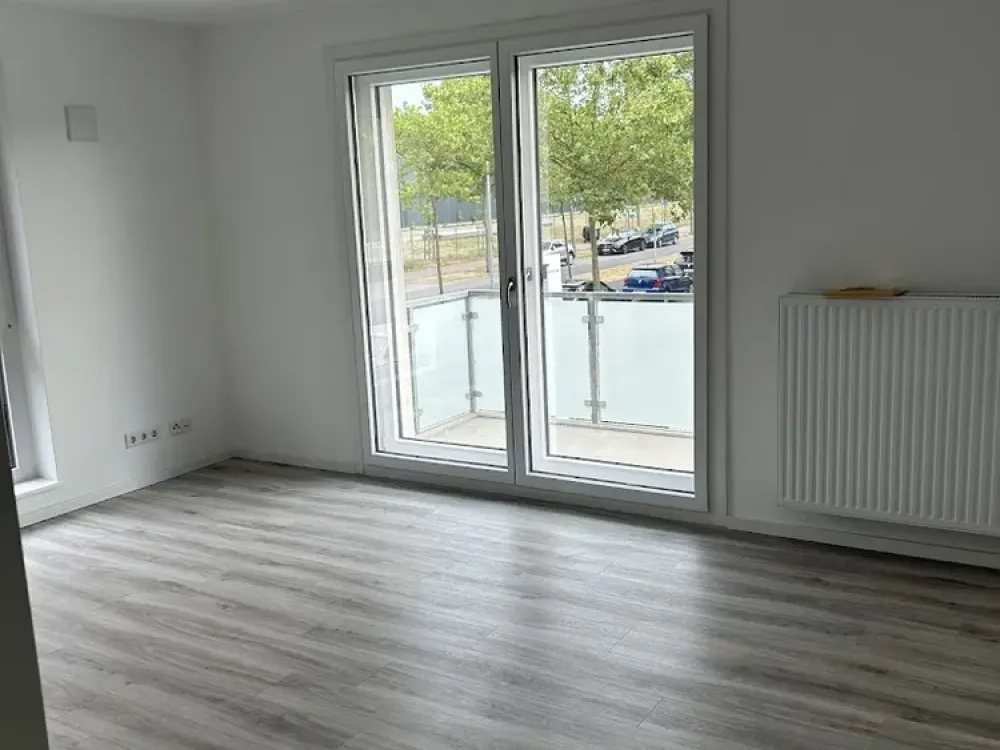 +++3-Zimmerwohnung mit Badewanne und Balkon