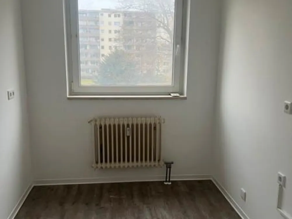 Praktisch geschnittene 2-Zimmer-Wohnung - für Sie renoviert!