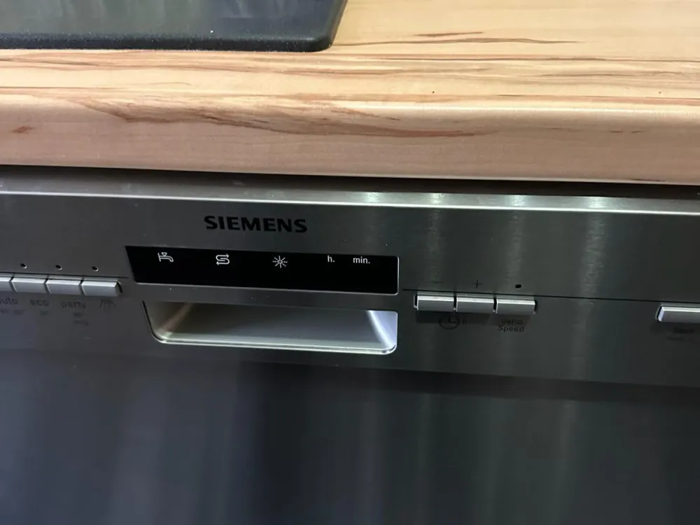 Möbilierte 1 Raum Wohnung in der Nähe der Sächs. Schweiz