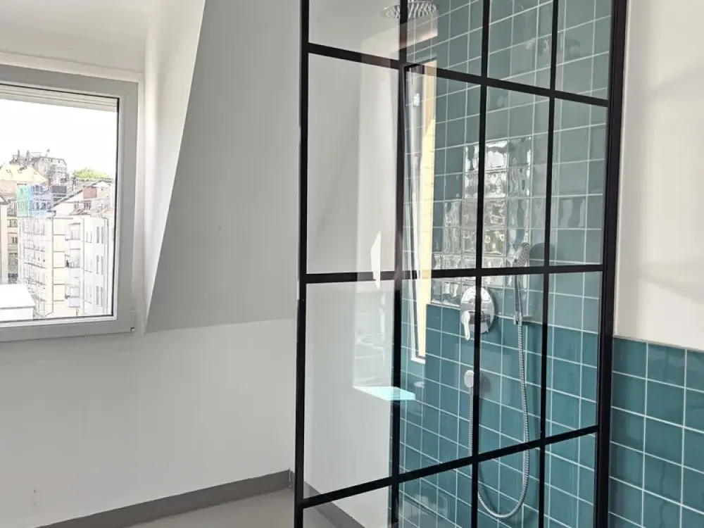 Hoch Hinaus: Stilvolle 4-Zimmer-Maisonettewohnung mit traumhaftem Ausblick über Stuttgart West