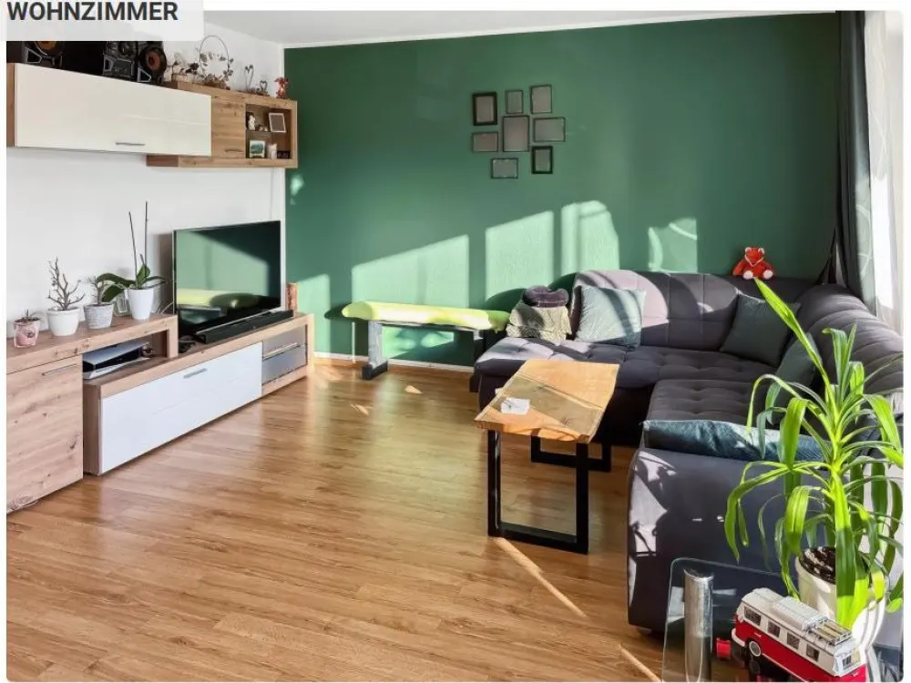 3 Zimmer Erdgeschosswohnung mit Balkon und Garage zu vermieten