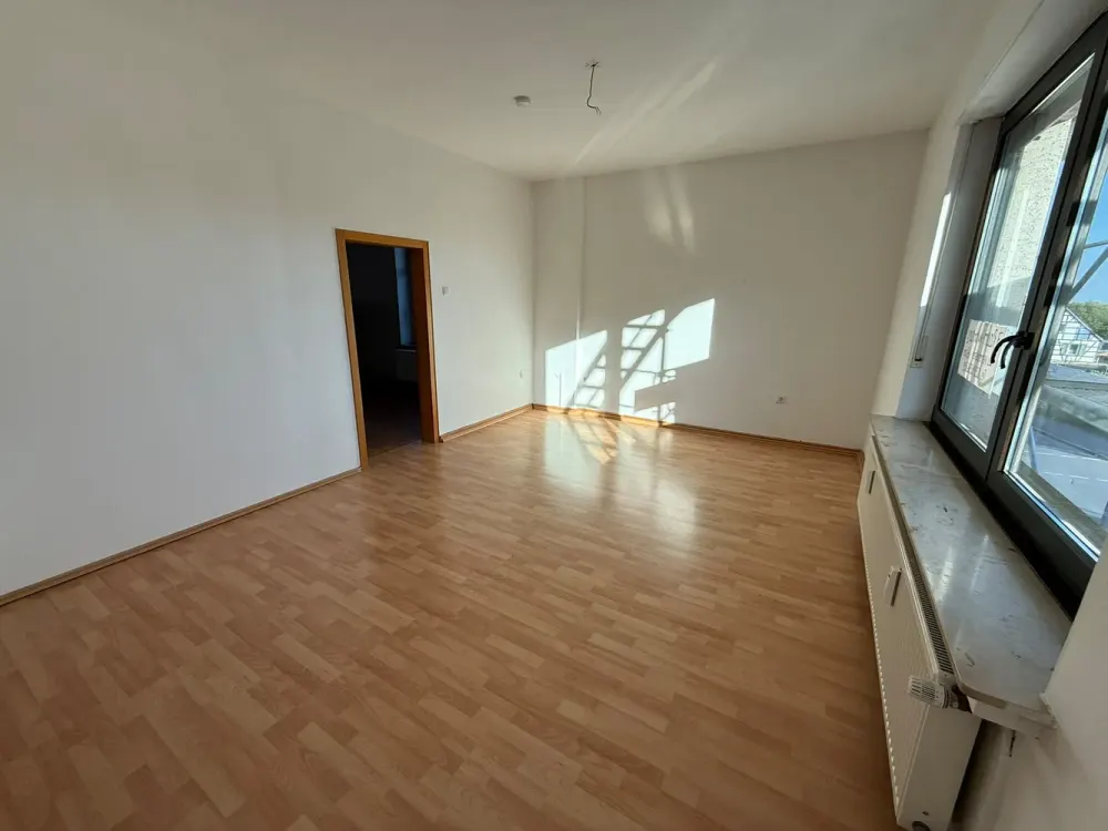 WG aufgepasst, geräumige 2 Zimmer Wohnung in Stiepel zu vermieten.