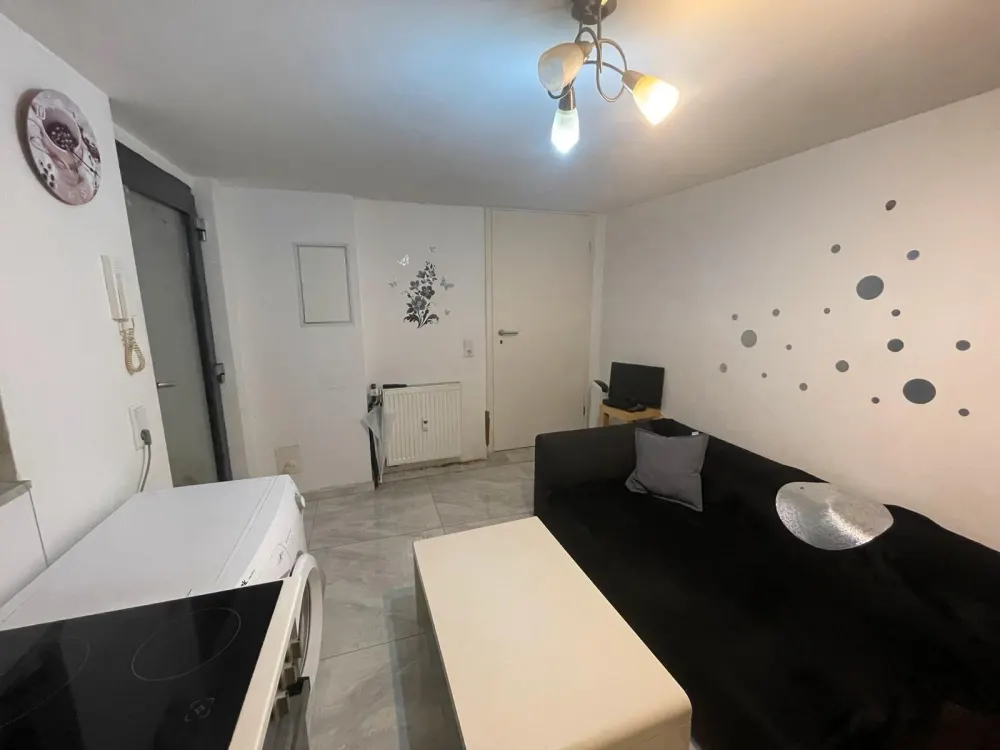 Vollmöbliertes Apartment in Frankfurt Seckbach!