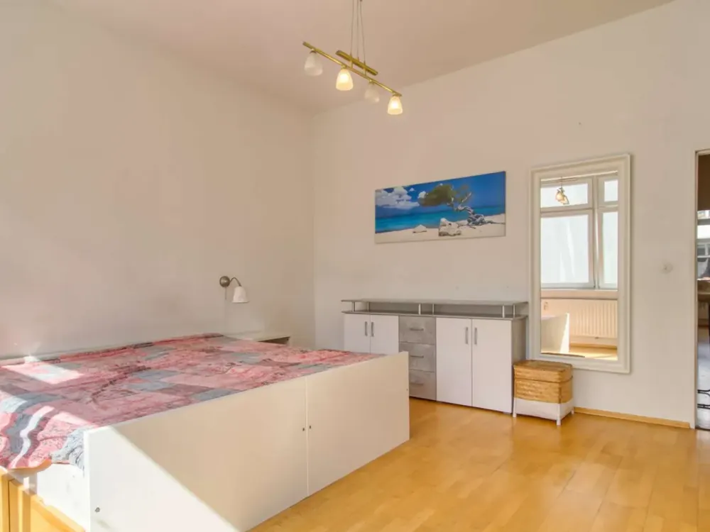 Lichtdurchflutete 2-Zimmer-Wohnung in Berlin-Charlottenburg