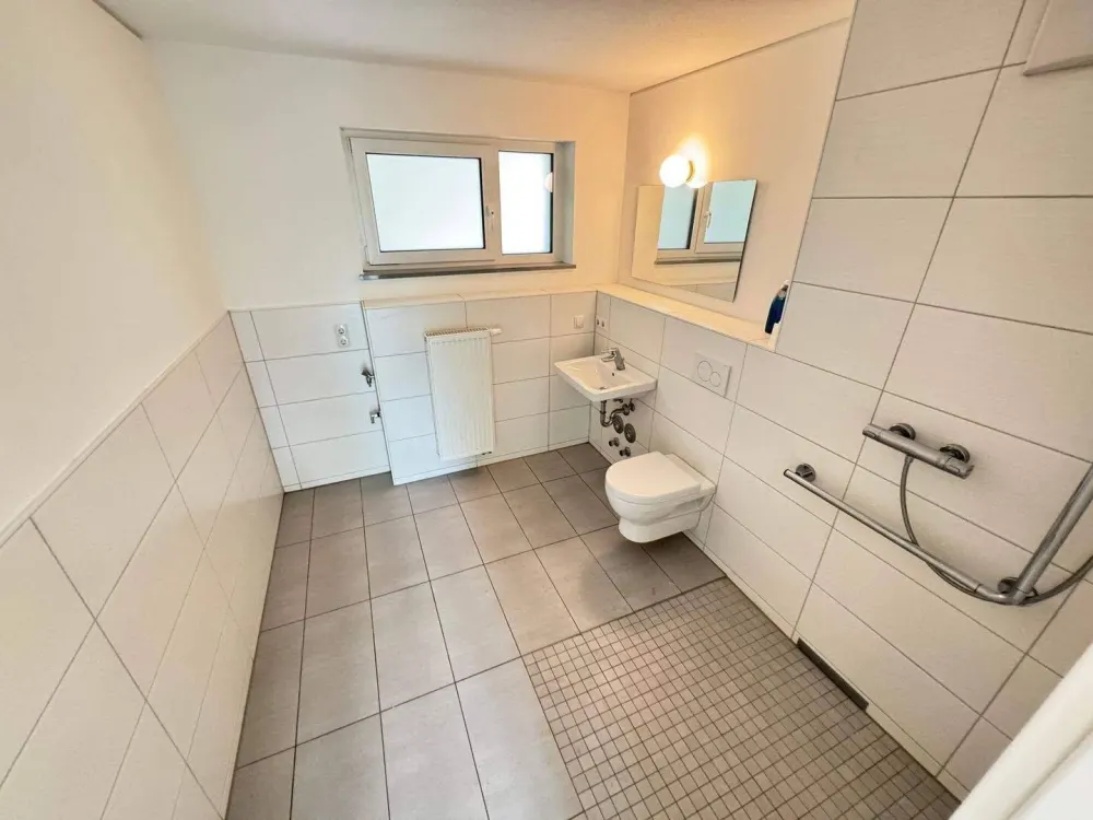 Barrierefreie 1,5 Zi-Whg für Senioren mit Balkon und Servicekonzept