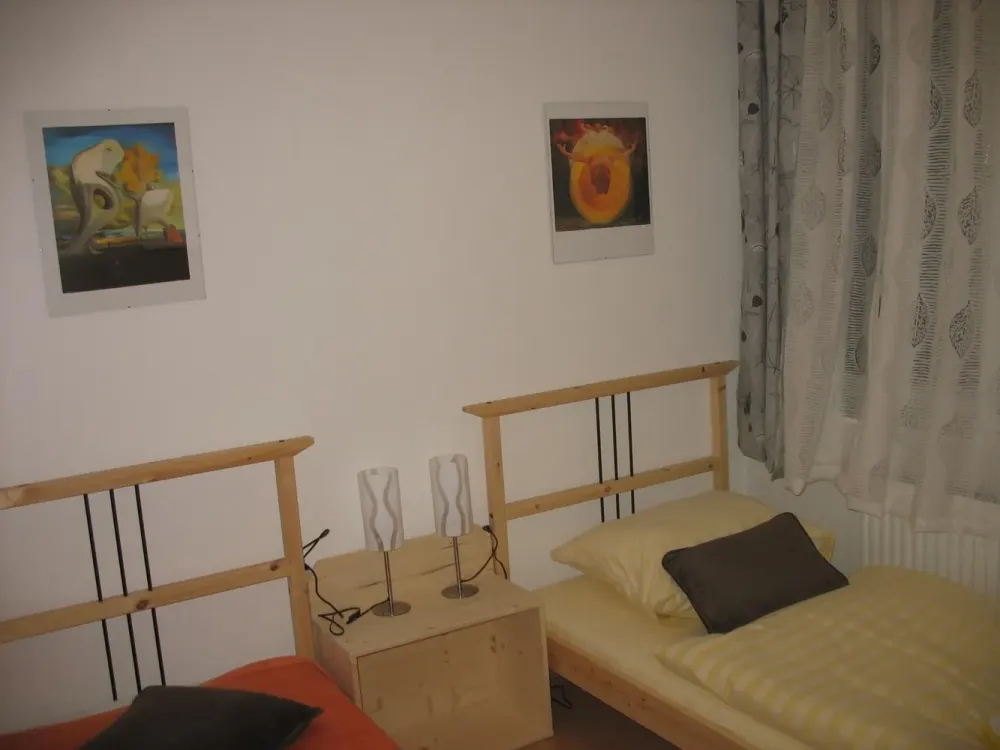 Partially furnished 2-room apartment approx. 60 m² on the ground floor with living room kitchen and outdoor seating