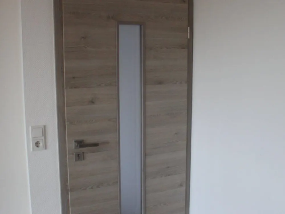 2 ZKB Helle Dachgeschoß im 2 OG /3Familienhaus /Einbauküche/