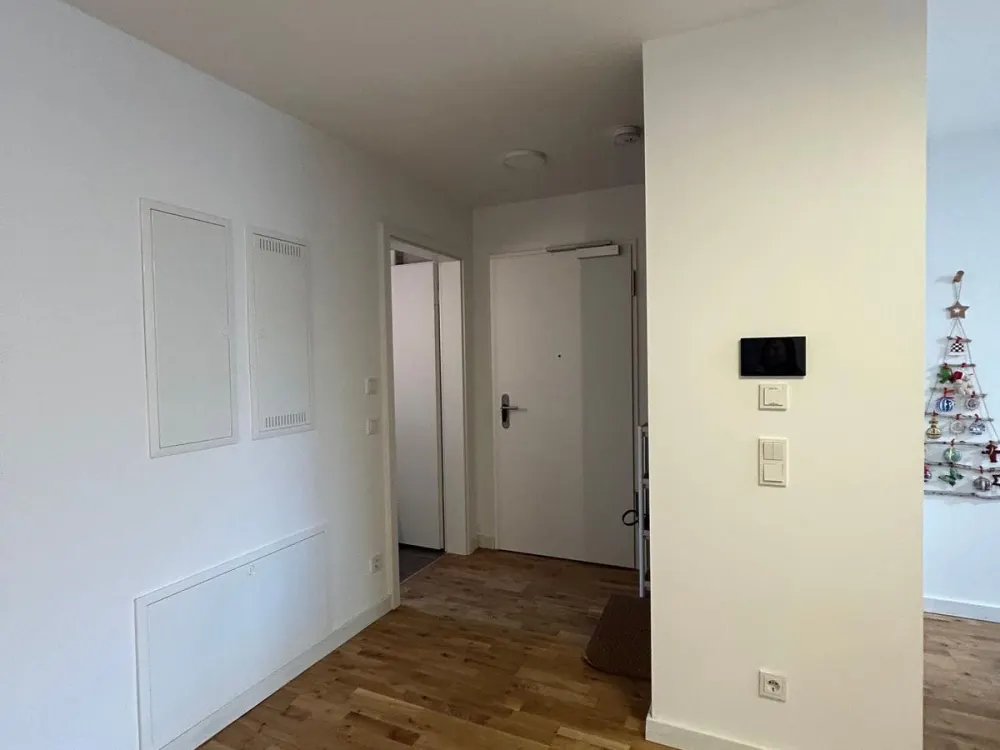 Moderne 4-Zimmer-Wohnung in München mit Balkon und Tiefgarage