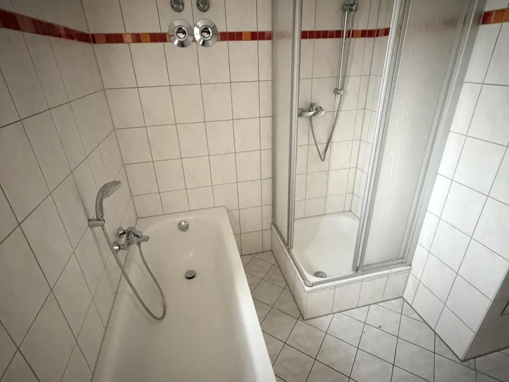 Gut geschnittene 2-Raum-Wohnung mit Balkon!