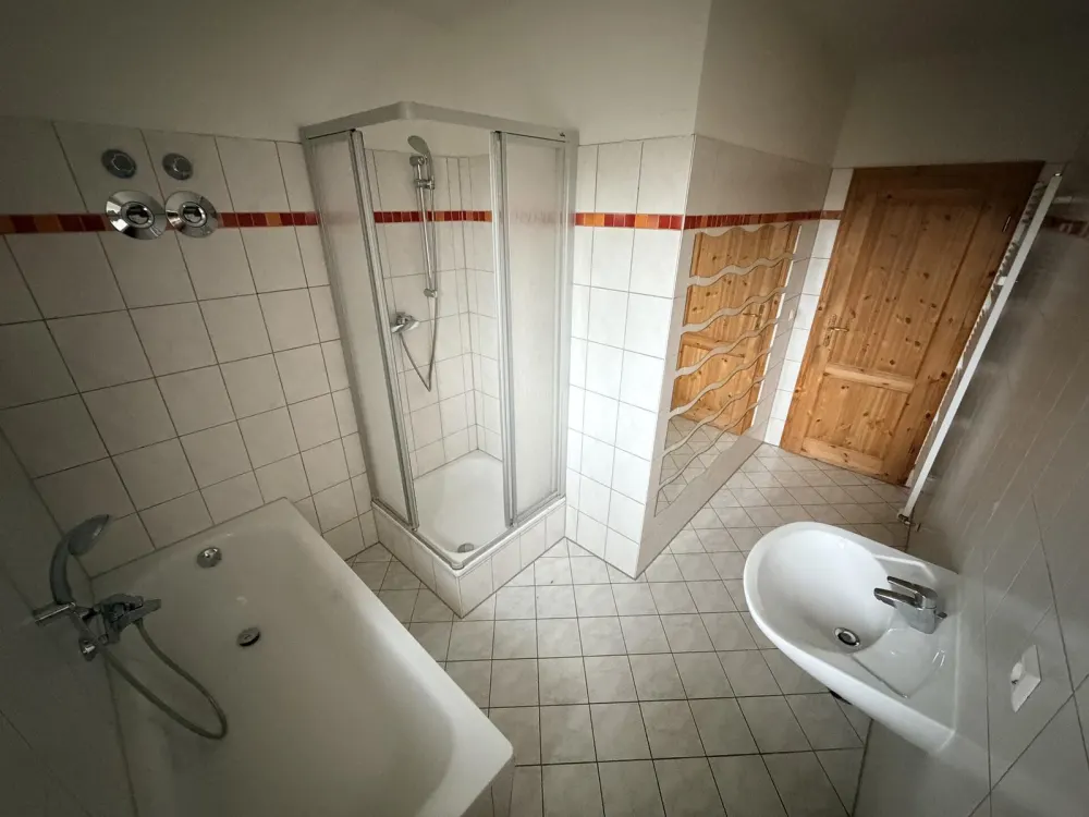 Gut geschnittene 2-Raum-Wohnung mit Balkon!