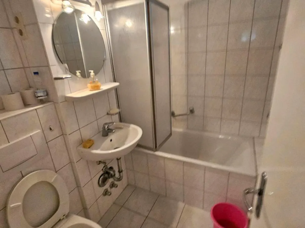 WG-Zimmer in 2er-WG in Bremen-Luneplate, Nähe Roland-Center