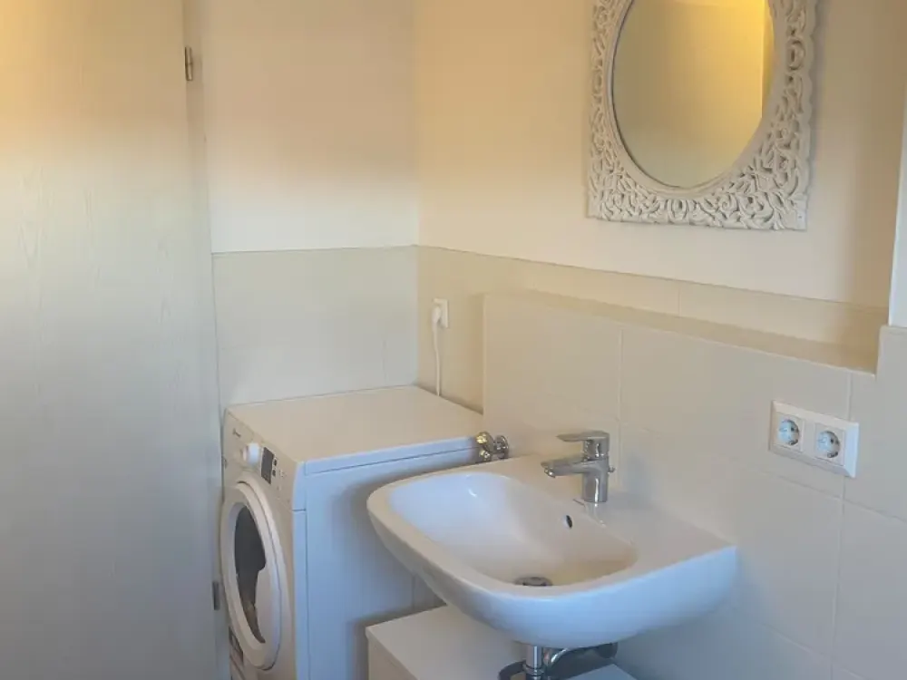 Bright Attic Apartment: Two Rooms in Wilsdruff