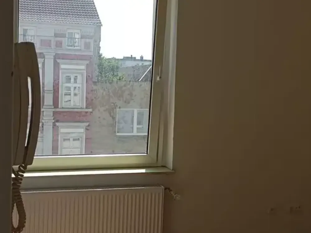 ZENTRALE-LAGE:1 Zimmer-Wohnung inkl. Singleküche in Düsseldorf-Oberbilk