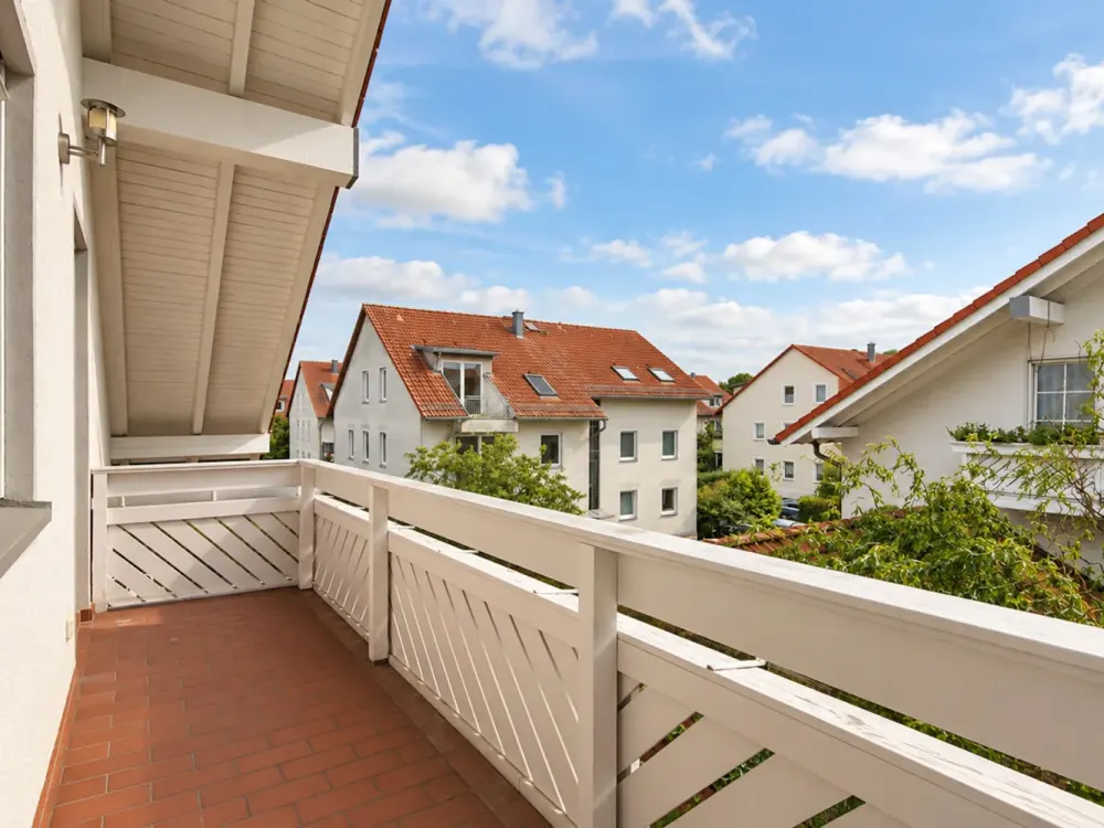 Bezugsfreie 2-Zimmer-Wohnung mit Balkon und Stellplatz in begehrter Wohnlage