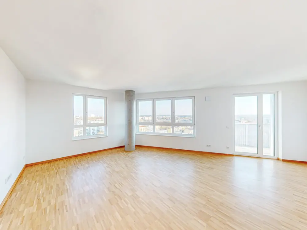 Comfort Meets Spaciousness: 3-Room Apartment with 2 Bathrooms and Balcony
